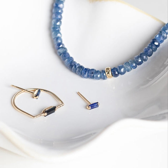 Sapphire baguette ring