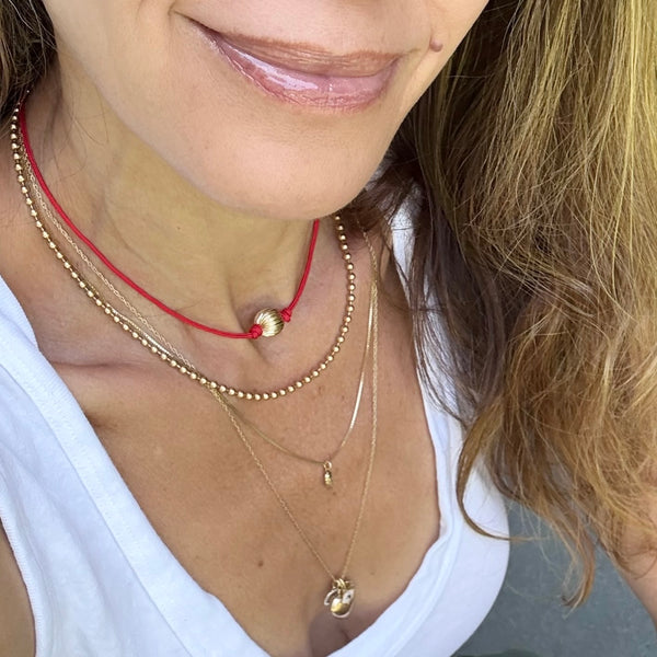 Red corrugated bead choker